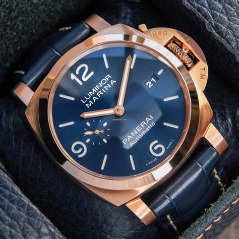 Panerai Luminor Marina Goldtech 44mm PAM01112.